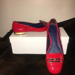 Beautiful Tory Burch Red Patent Leather Flats